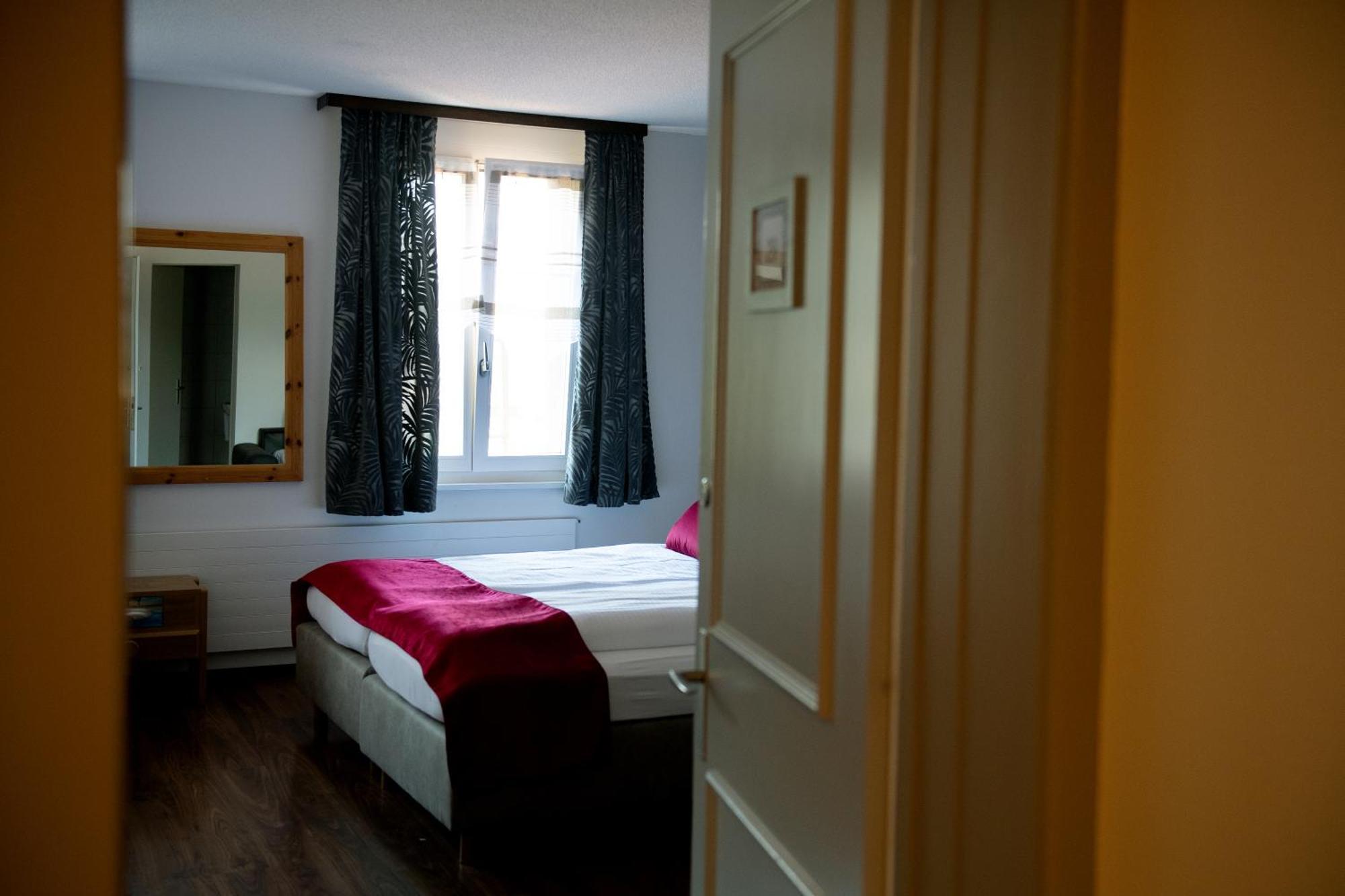 Hotel Sonne Interlaken-Matten Unterseen Exterior photo
